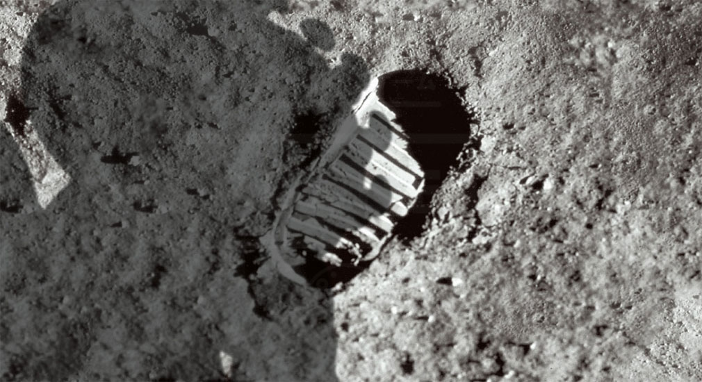 国際恒久月面基地『プラトー1』の地質調査紹介イメージ