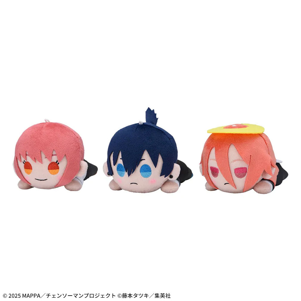 劇場版『チェンソーマン レゼ篇』2025年11月登場プライズ「寝そべり ぬいぐるみ“マキマ&早川アキ&天使の悪魔”」紹介イメージ